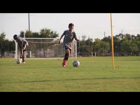 Skill Builders: The Scissor