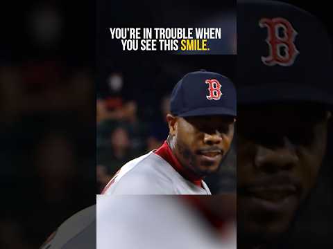 41 consecutive hitters with NO HITS. I'd smile too if I were Aroldis Chapman