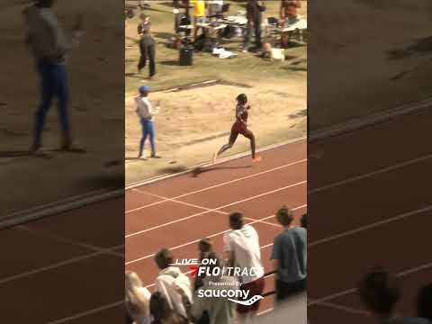 LONGISA GOES 4:02  IN THE 1500 AT BRYAN CLAY🔥