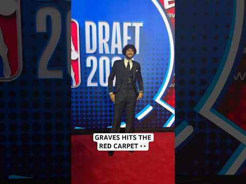 Allen Graves hits the red carpet