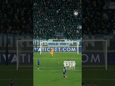 A picture-perfect set piece in last season Coppa Italia RO16 👨‍🏫 #GoAtalantaGo ⚫️🔵