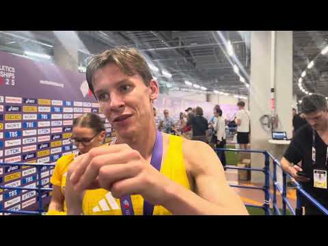 Andreas Almgren in English after bronze in 10,000m at 2025 Worlds