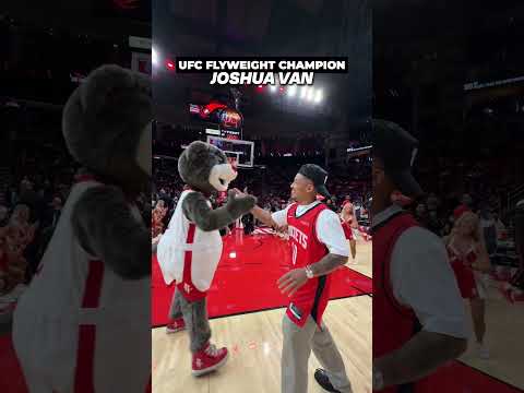 Joshua Van in the building! 🤘 #rockets