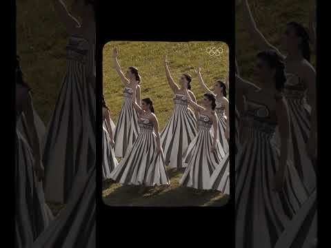 The absolute cinema of how the Olympic flame has started the journey to #MilanoCortina2026. 🎬🔥