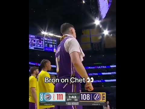 LeBron dunked on Chet 👀