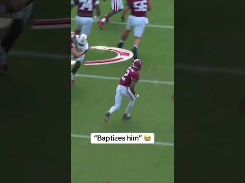 Kadyn Proctor is 6’7” 366 lbs 😳