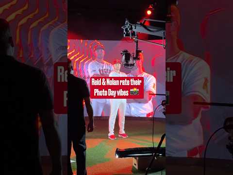 Reid Detmers & Nolan Schanuel Rate Their Photo Day Vibes 📸