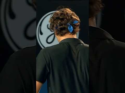 MAGIC from Federer! 🤩