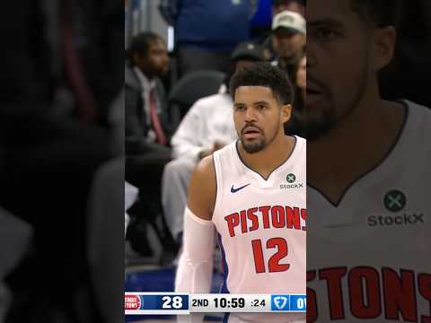 Tobias with 14 points at the half