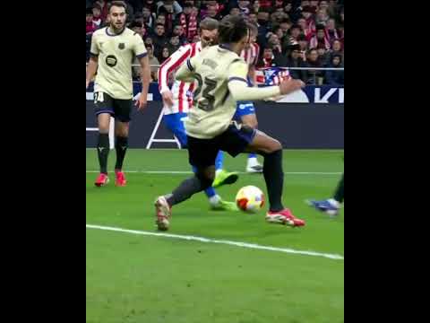 Griezmann makes it 2-0 for Atletico Madrid 👀