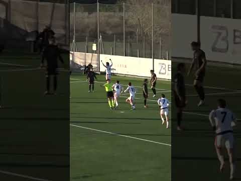 Sala with the first goal of the year 💪 | #Shorts