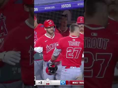 When Mike Trout hit his 400th career home run 👏 (via @angels/IG)