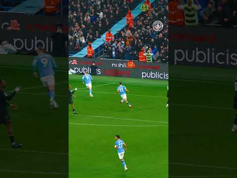 Who else but Erling Haaland! 🇳🇴⚽️ #football #mancity #slowmotion #shorts