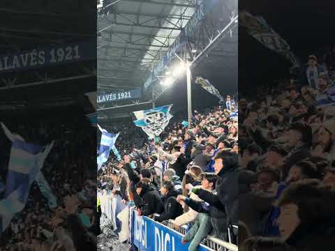 ¡GOOOOOL! 🤯 #alaves #shorts #realmadrid #laliga #goal