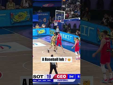 When baseball turns into basketball ⚾️ 🤝 🏀 #FIBAWC