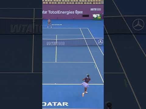 WHAT A RALLY ‼️ #WTA #QatarTotalEnergiesOpen #ElisabettaCocciaretto #CocoGauff
