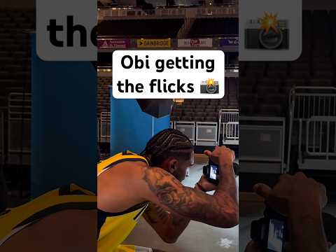 Obi got behind the 📸 for Pacers Media Day!