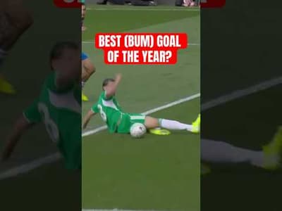 NEWCASTLE'S WILLIAM OSULA SCORES FROM HIS BUM AGAINST CRYSTAL PALACE. #newcastle #crystalpalace