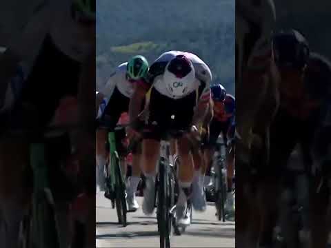 Joao Almeida kickstarts the action in Portugal 🇵🇹The home hero has upped the pace from a distance 💪