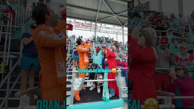 Oranje Man meets Teal Man 🤝 #kansascity #soccer #worldcup #netherlands #onsoranje