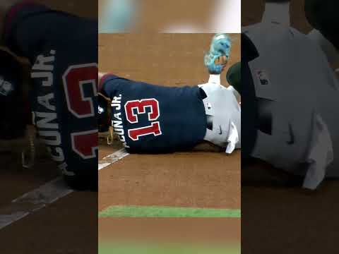 Ronald Acuña Jr. is back and having fun 😆