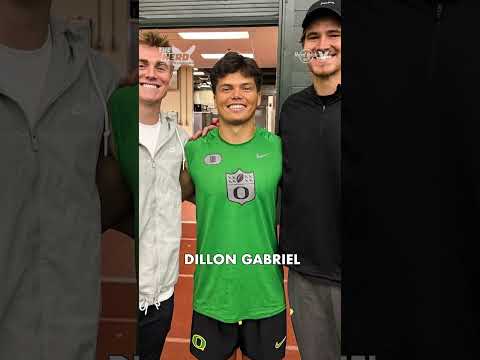 #AaronRodgers is the lowest graded QB in the NFL!?