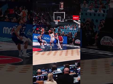 Defense didn’t stand a chance 🇩🇪 Meister Wagner dunk 🚀