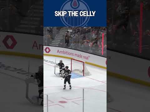 Forget the celly at this point 🚫🕺