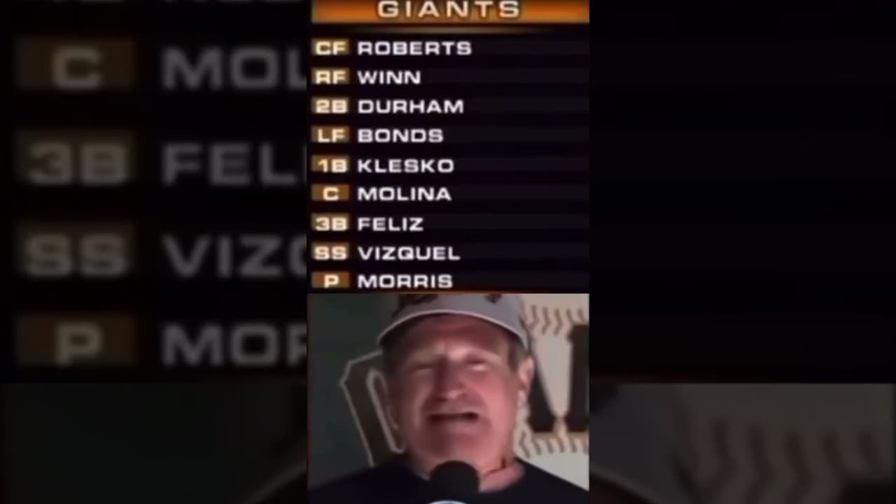 Robin Williams took this '07 Giants game up a notch! 😄