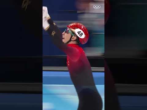 Golden glory on home ice! 🥇 #Beijing2022