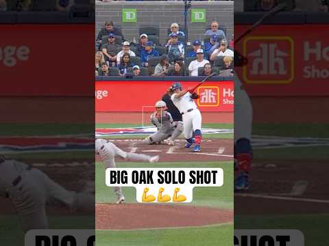 Kazuma Okamoto launches his 17th home run of the season 👏 #MLB #Toronto #BlueJays