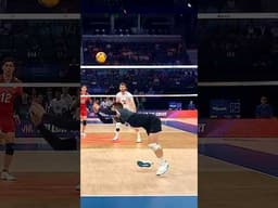 Coach‘s roll up at the end 🫣😂 #volleyballworld #volleyball #core #volleyballgame