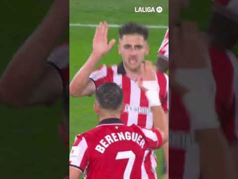 🎩 Robert Navarro, oportuno en el área - Real Sociedad vs Athletic Club