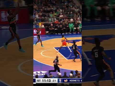 Swipa swipe ➡️ Steph slam ‼️  #spurs #nba #deaaronfox #stephoncastle