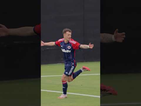 YOWza! Griffin finds the back of the net! 💥