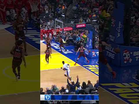 T.J. McConnell Goes No-Look to Bennedict Mathurin for 3 to Beat First Quarter Buzzer 🤯