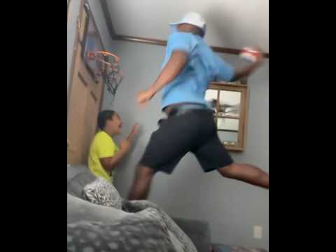 Lil bro was asking for it I can’t lie 😭 (via t_a_e.7.3.1/TT)