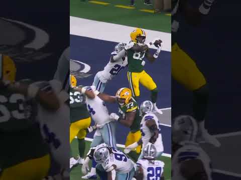 Romeo Doubs with his SECOND TD of the night🧀