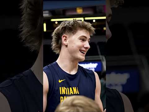 Johnny Furphy Signed Autographs & Took Photo with Fans Who Traveled 11,000 Miles from Perth 🇦🇺