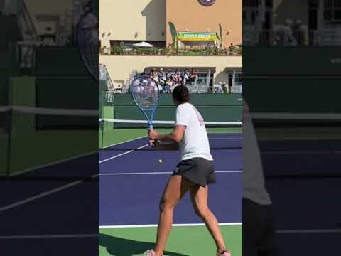 Madison Keys has a PERFECT two-handed backhand #tennis