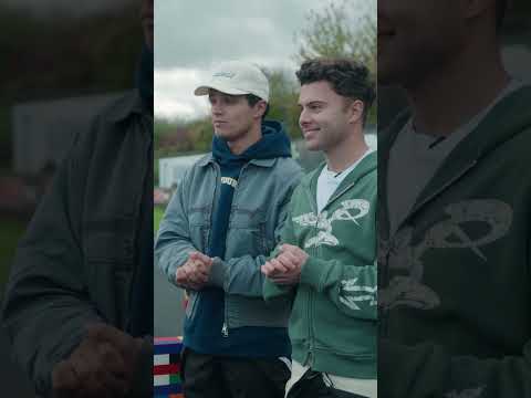 Izzy Hammond vs LEGO Slalom