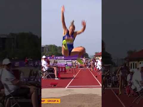 Saga Vanninen is Superwoman! #athletics #trackandfield #europeanathletics