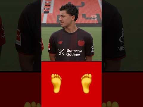 Uses both feet? Dembele! 🦶🦶