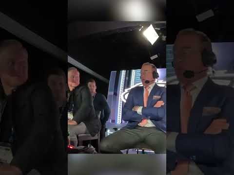 Kirk keeping up with the slang 😂 (via @KirkHerbstreit/TT)