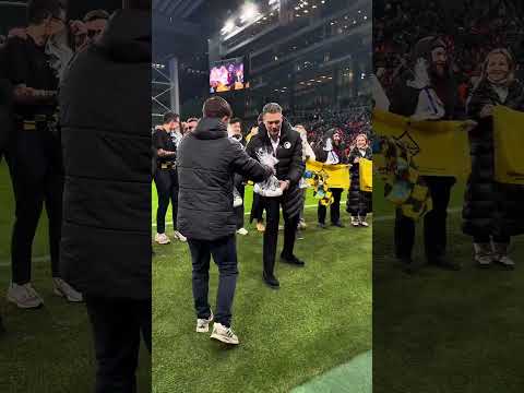 An incredible gesture from Copenhagen to the group of travelling group of Kairat fans ❤️👏