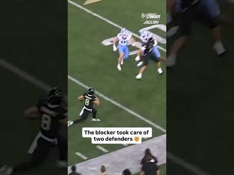 That block required some serious strength! 💪 Honey Stinger Sports fuel trusted by 2,000+ teams #cfb