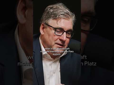 Axel Hellmann über Dino Toppmöller 🗣️ #shorts