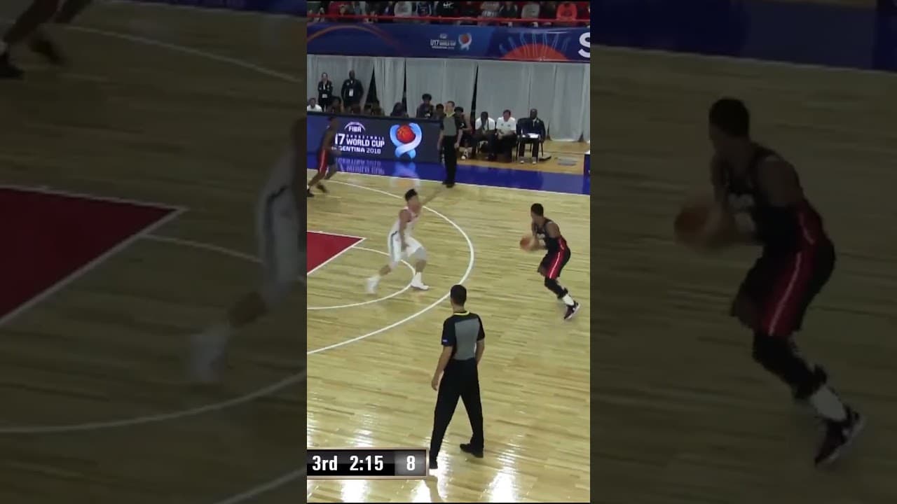 That move should be illegal 🚫🤯 #FIBAU17