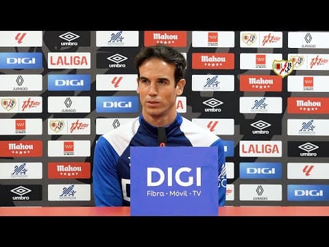 Íñigo Pérez en la previa del Rayo Vallecano - Real Betis