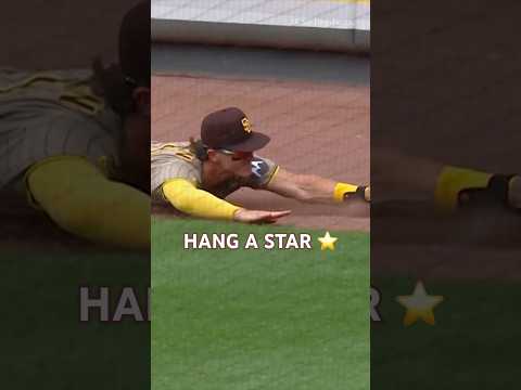 Hang a star on that one ⭐️ #mlb #padres #baseball #sports #catch #highlights #sandiegopadres